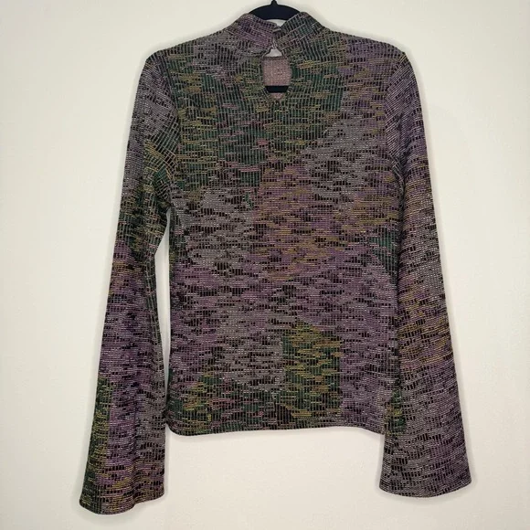 Buckle Gimmicks NWOT Printed Mock Neck Top, Size L - Picture 7 of 10